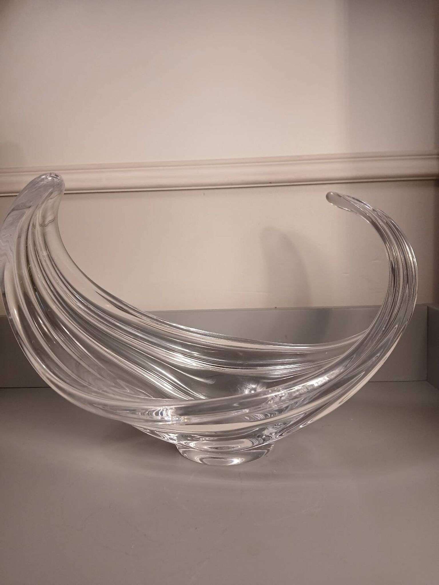 Crystal centerpiece — signed Cristal de Vannes — sculptural piece