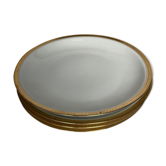 4 hollow porcelain plates