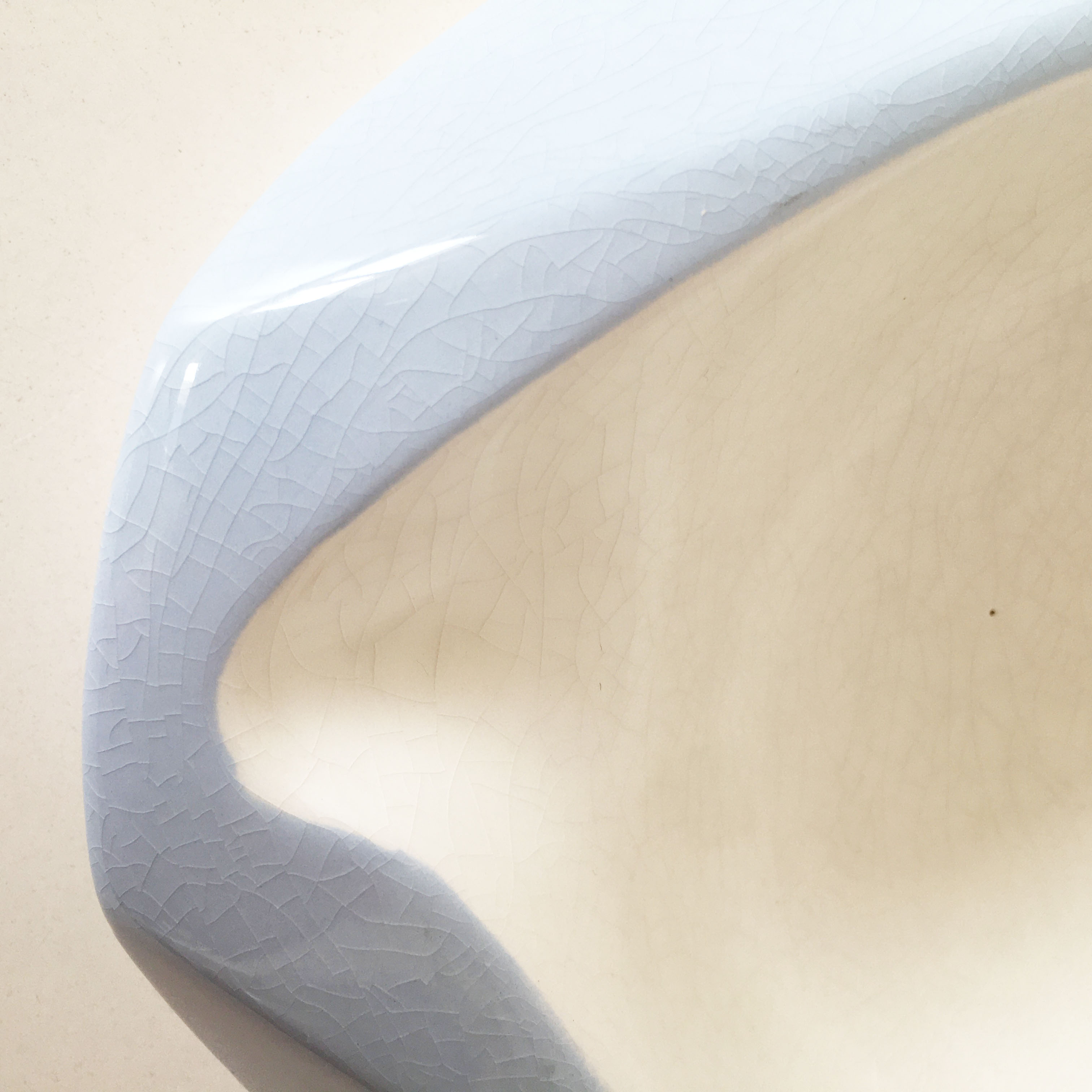 Empty pocket in white and sky blue ceramic 1950