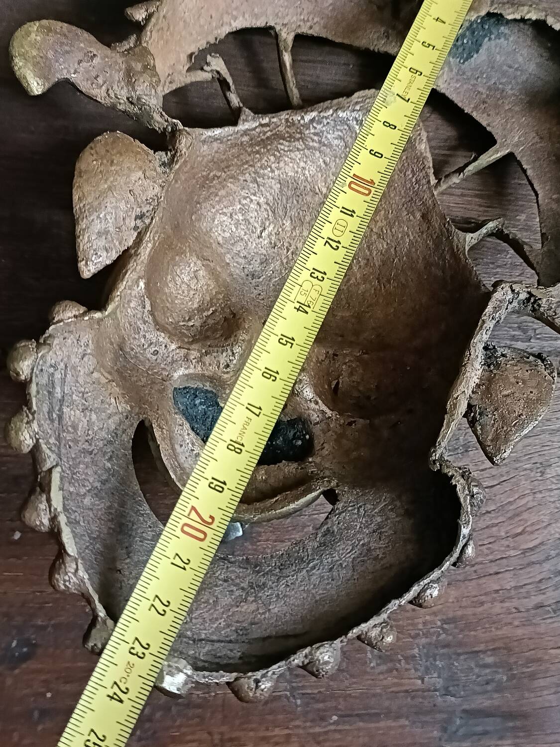 African bronze mask