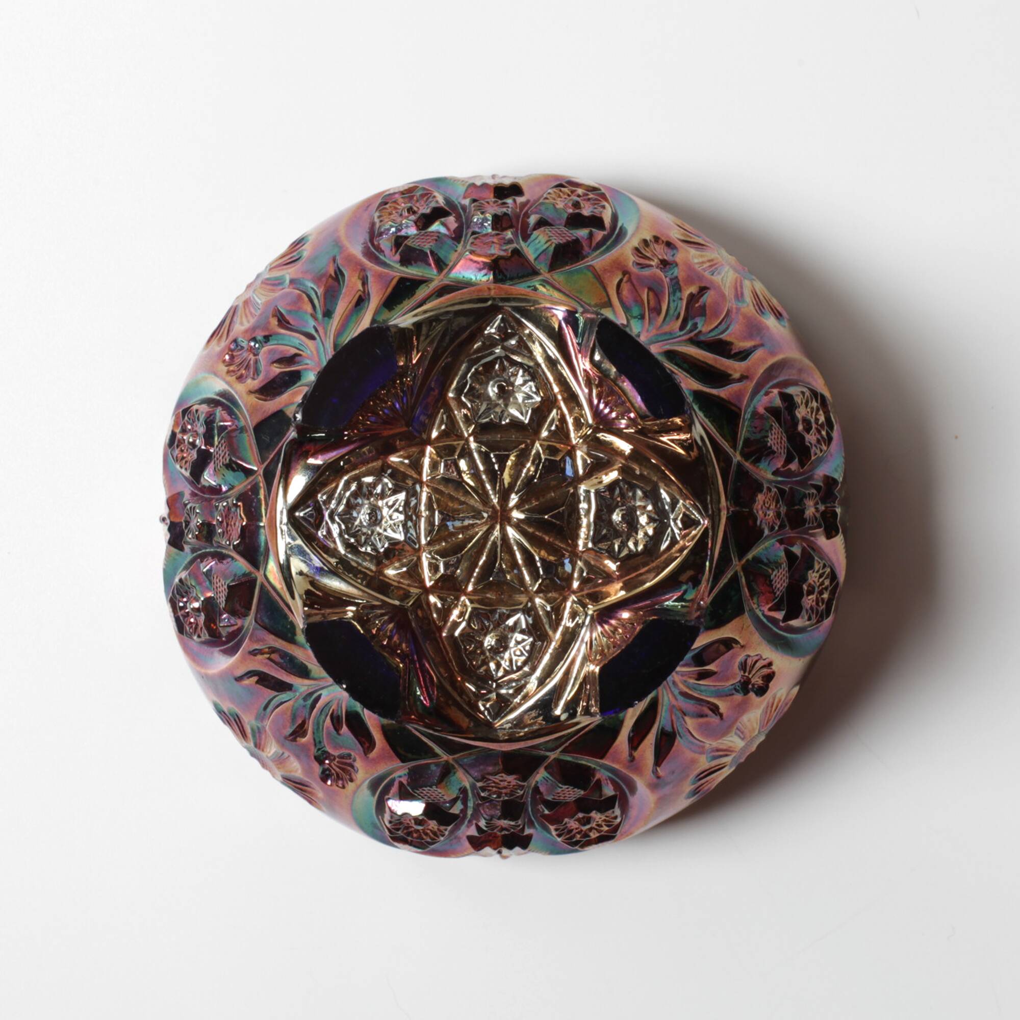 Carnival Glass Bowl / Iridescent Sunk Daisy Pattern / Eda Glasbruk / Sweden