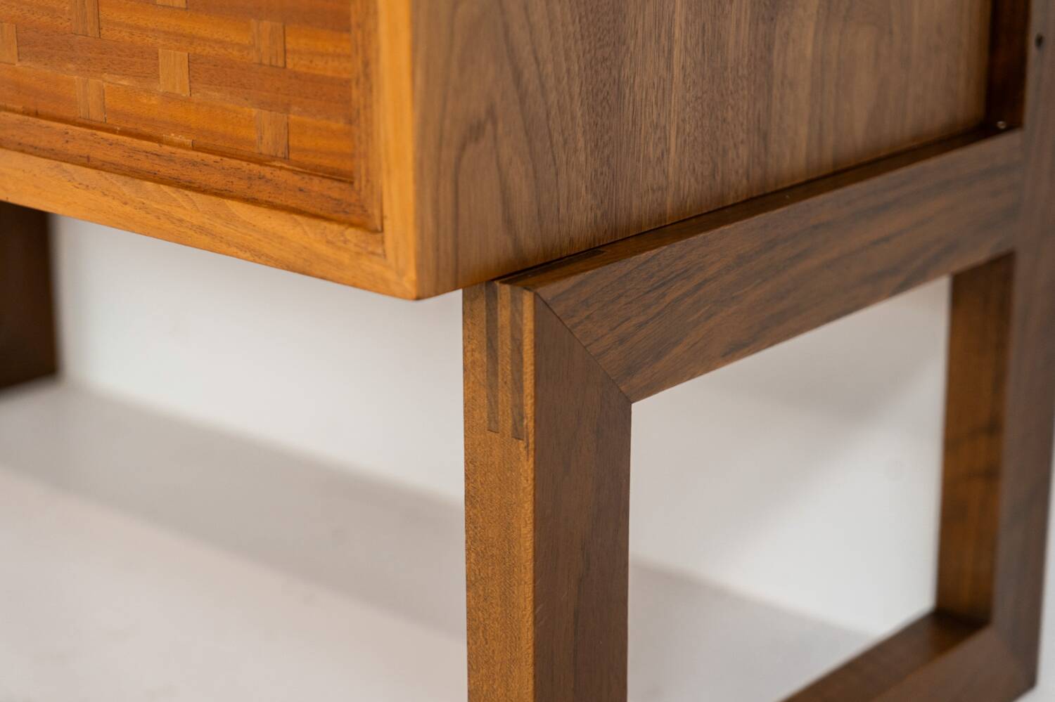 Fee standing wall unit by Poul Cadovius