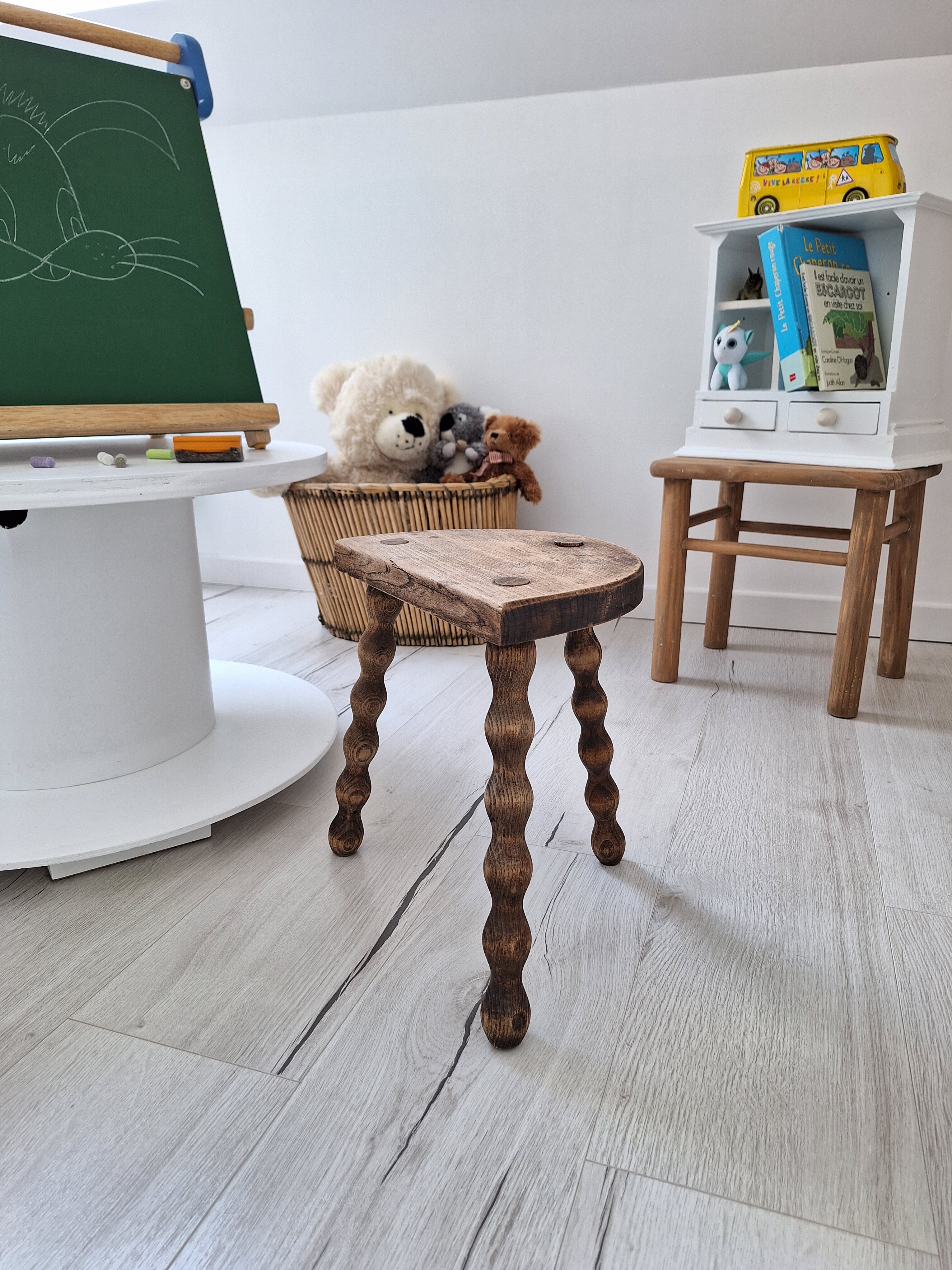 Vintage tripod stool