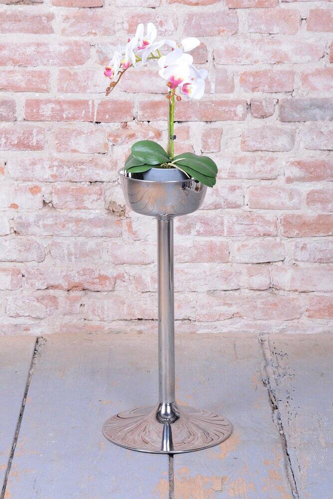 Bauhaus Pedestal in Metal, Czech, 1970s