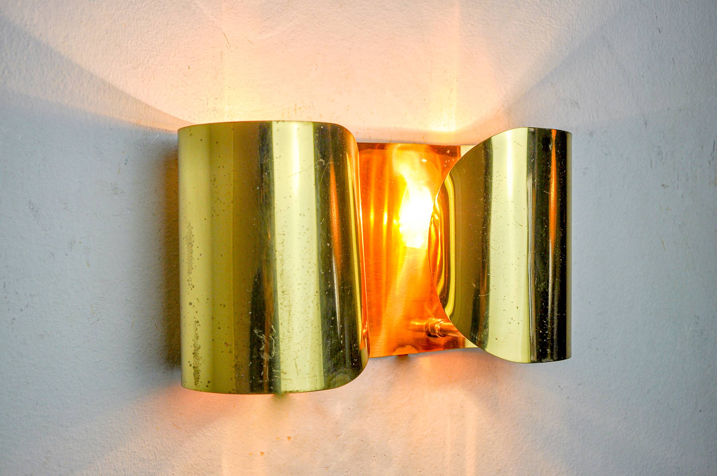 “Foglios” wall lamp in brass, Italy, 1970