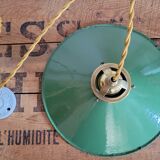 Green enamelled suspension