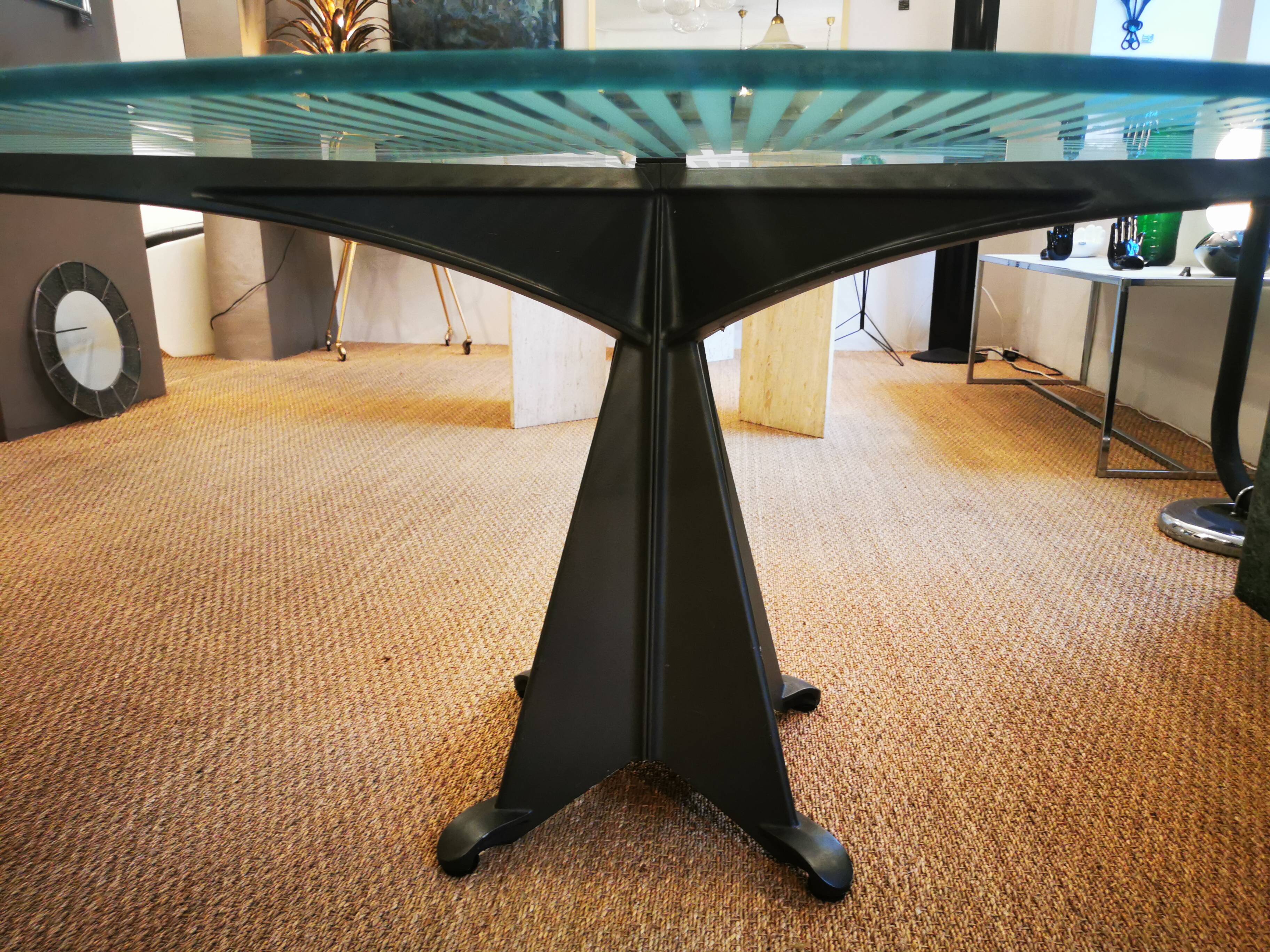 "Alada" designer dining table, Oscar TUSQUETS - 1980s