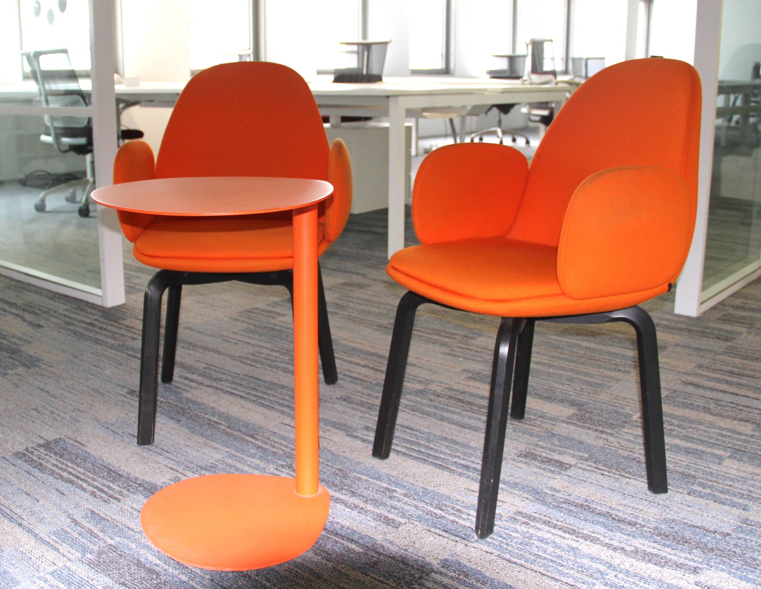 Pair of JH30 armchairs, Fritz Hansen