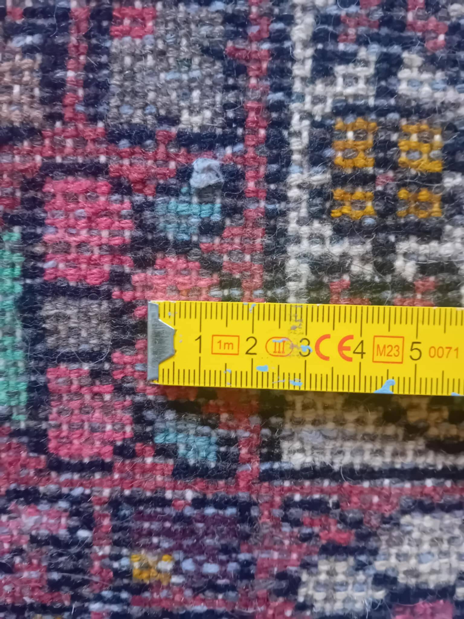 Handmade Persian Bachtiar Rug 208x142cm