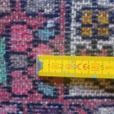 Handmade Persian Bachtiar Rug 208x142cm