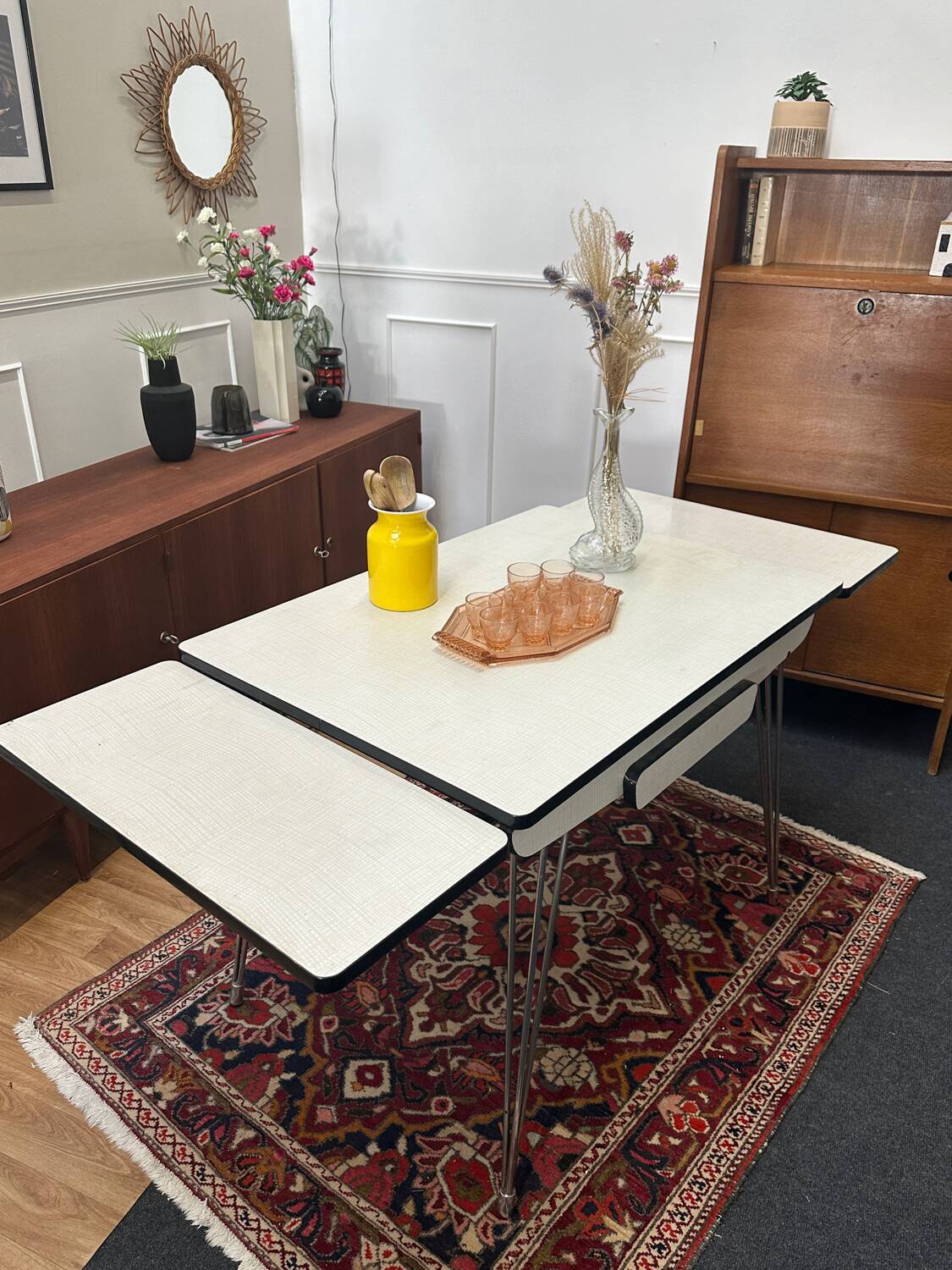 Formica table with eiffel legs and extension