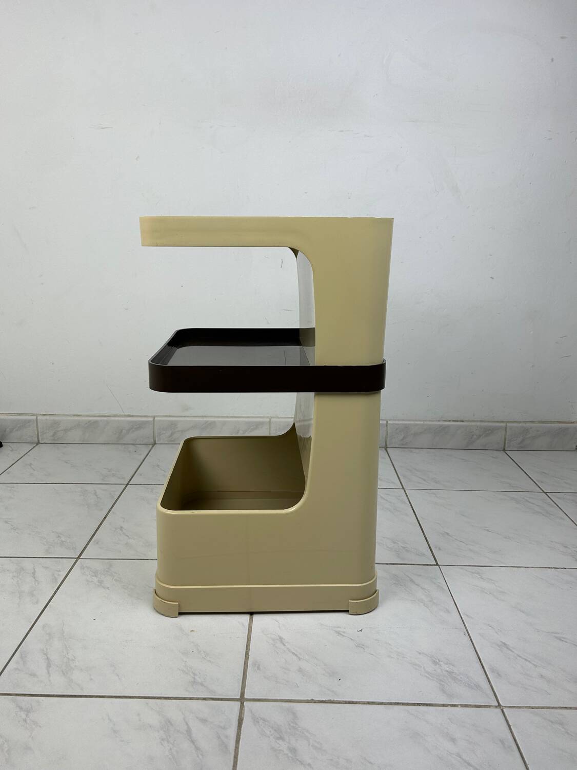 Vintage side table Flair Holland
