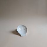Pair of shell bowls