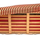 Reclining sofa in silk fabric