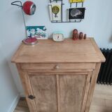 Jam maker or Parisian buffet