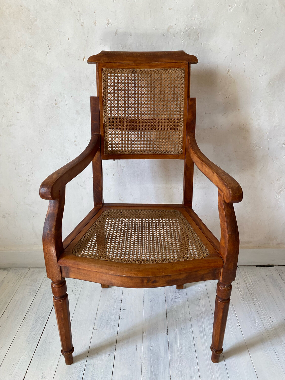 Barber chair with caning