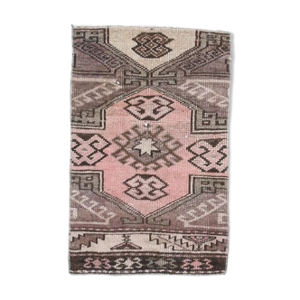 2x3 Brown & Pink Small Size Vintage Rug 52x80Cm