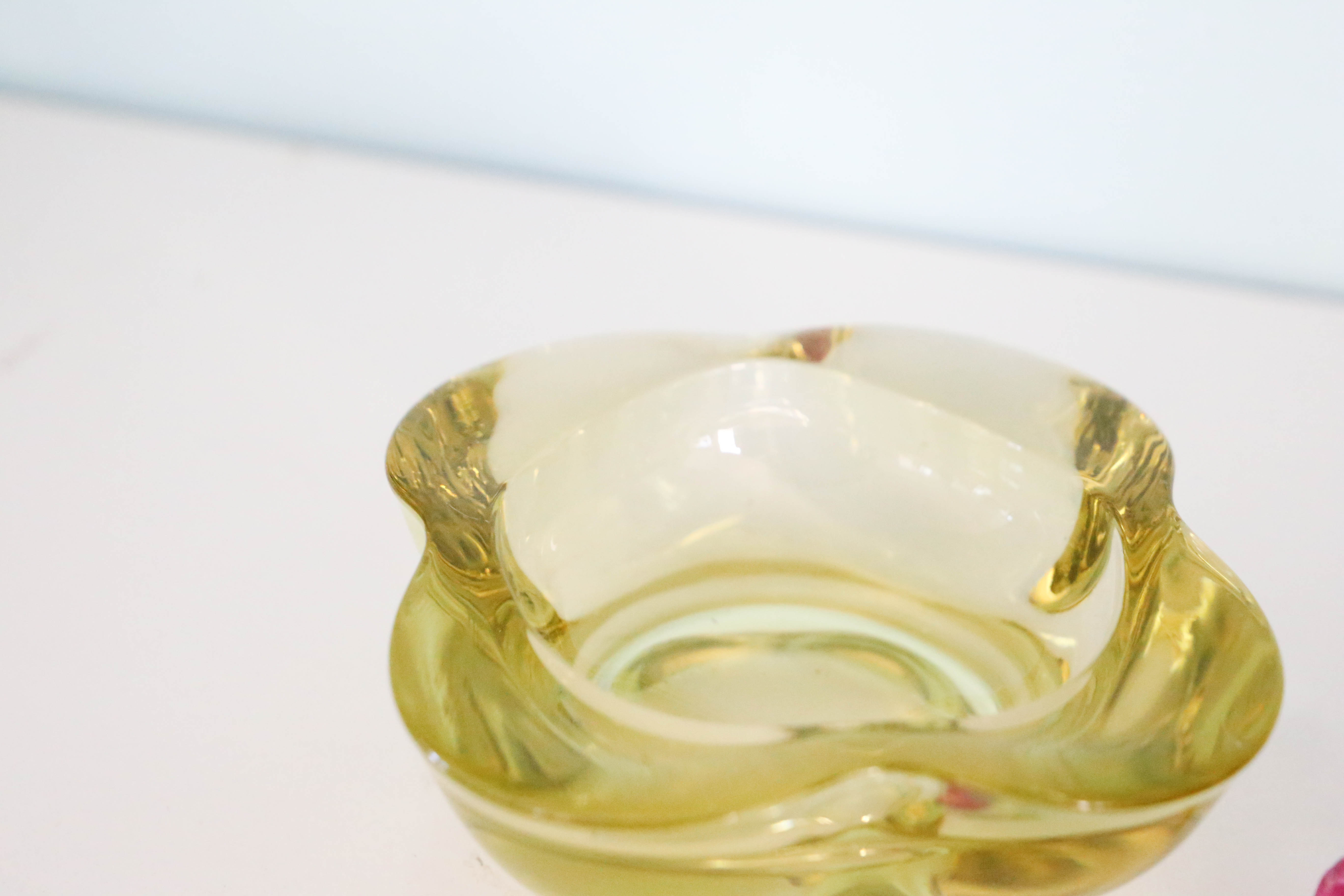 Nice empty yellow crystal pocket, vintage