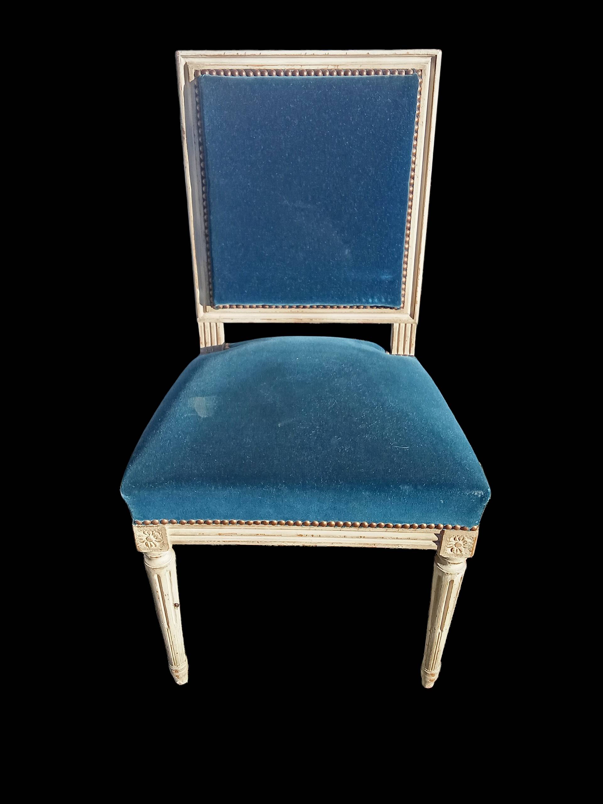 Série de 4 chaises style Louis XVI velours bleu