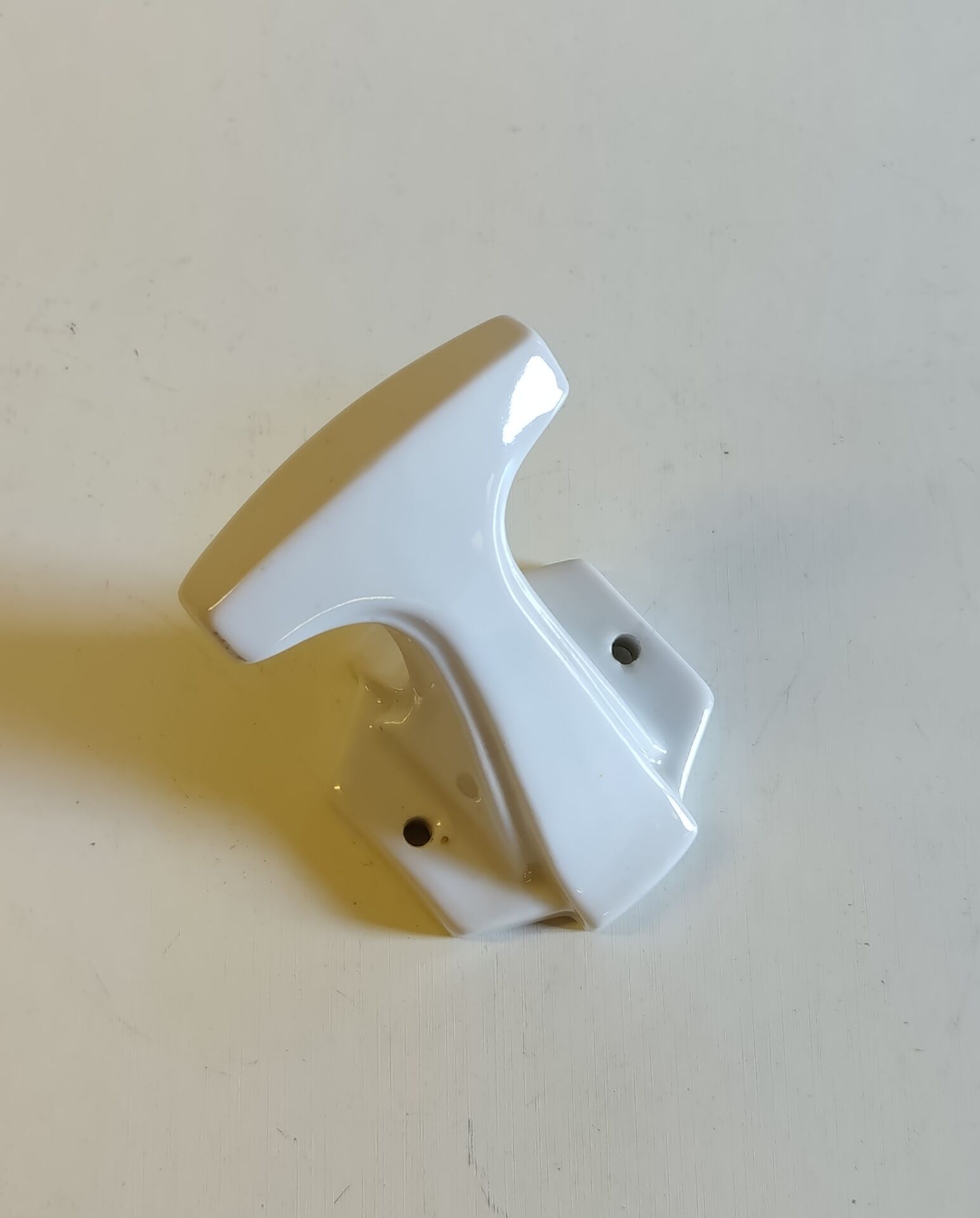 Patère en porcelaine Art-déco - mid.XXeme