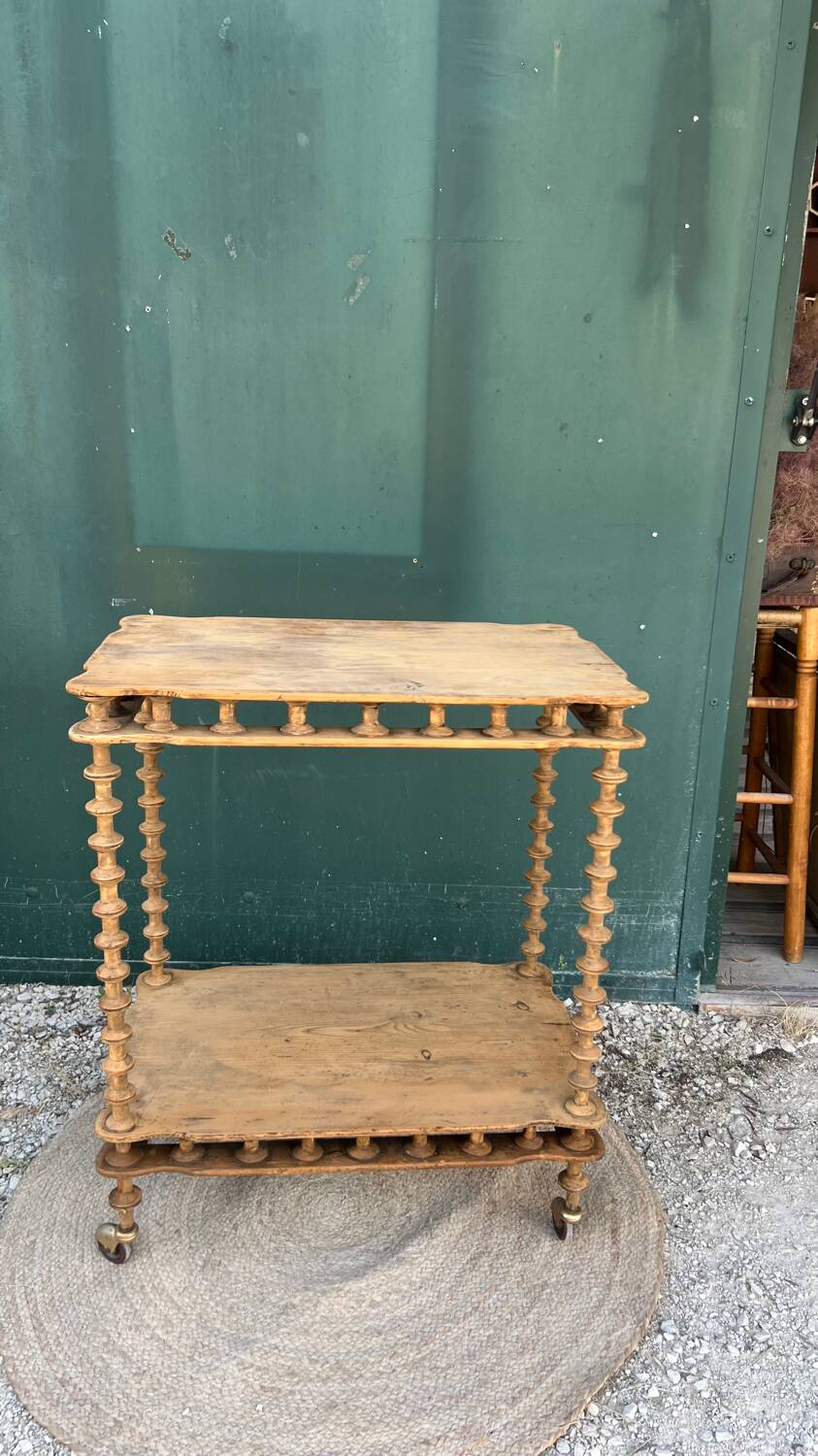 Coil serving trolley