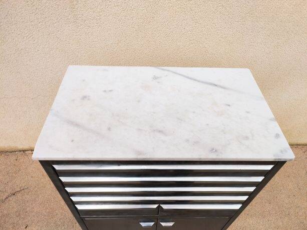 Vintage dentist furniture – Industrial style, steel, marble, ideal for lofts and workshops.