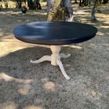 Round table
