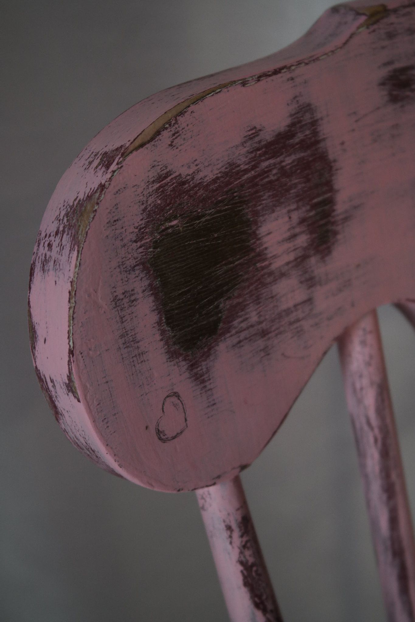 Rocking-chair vintage 50 in pink patina wood