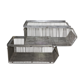 Casiers paniers d'usine en métal