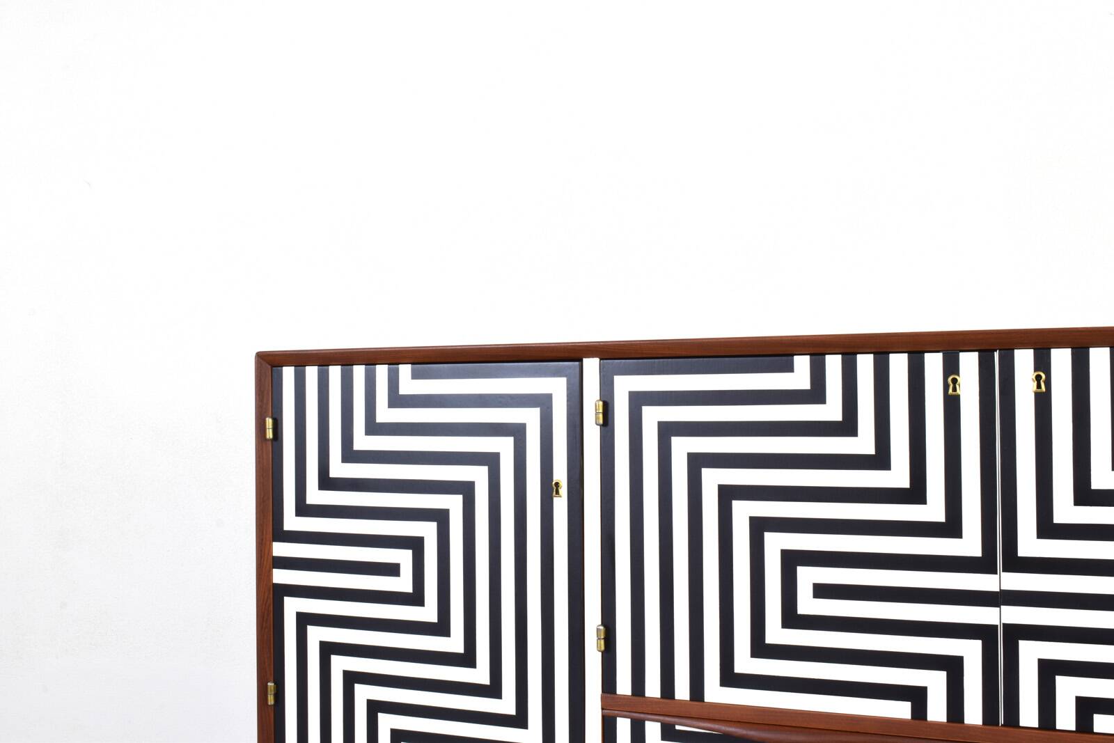 Buffet peint à la main Op-Art du milieu du siècle de Sven Andersen Møbelfabrikk,