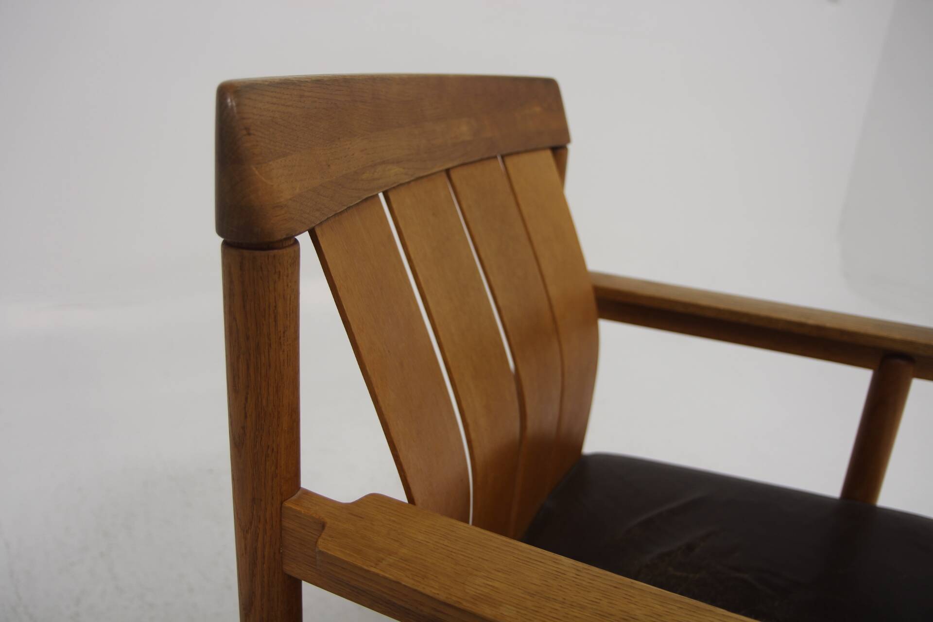 leather and oak armchair, Ferdinand Lundqvist, Sweden, 1960