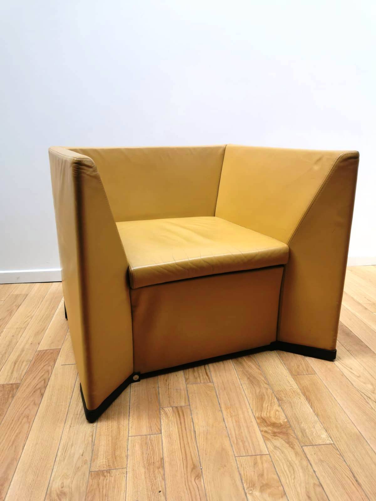 D201 armchair, Tecno