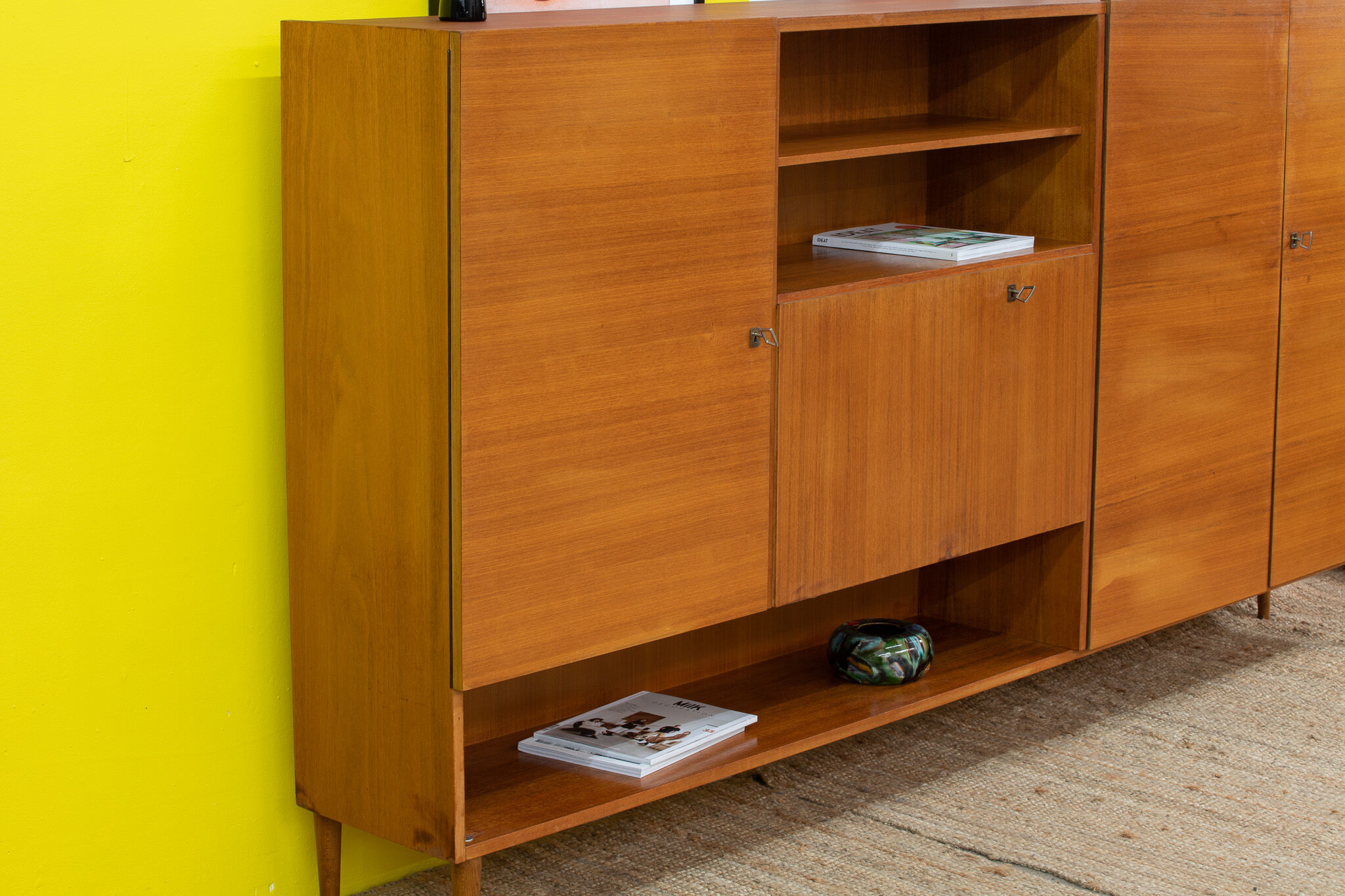 Vintage Scandinavian Enfilade – 249 cm