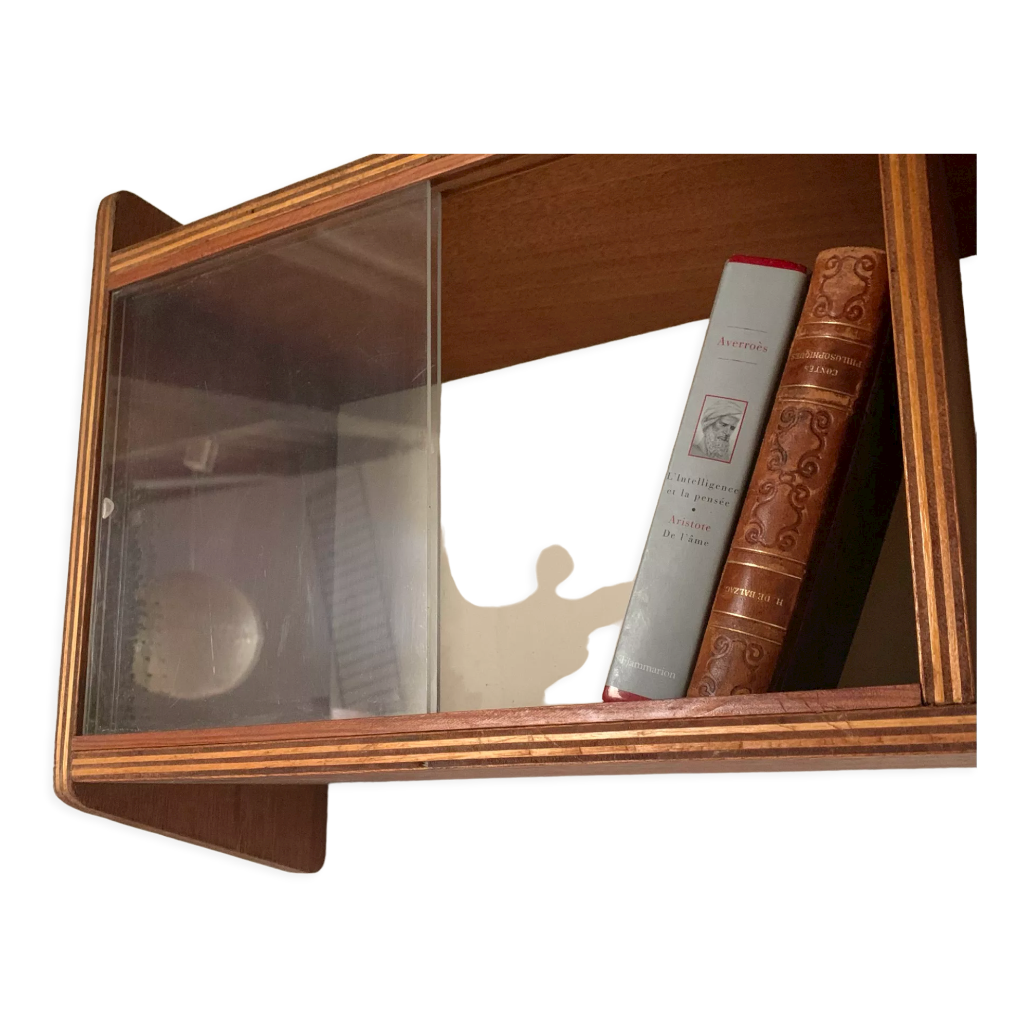 Bookcase vintage pyramidal wall shelf