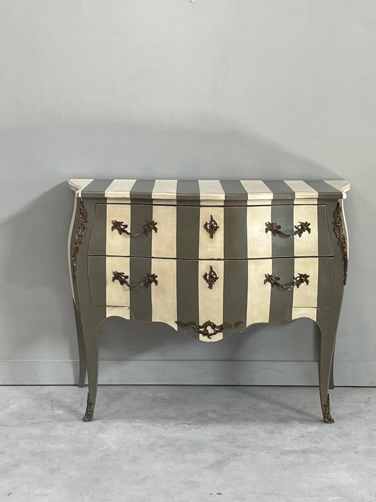 Commode barroque