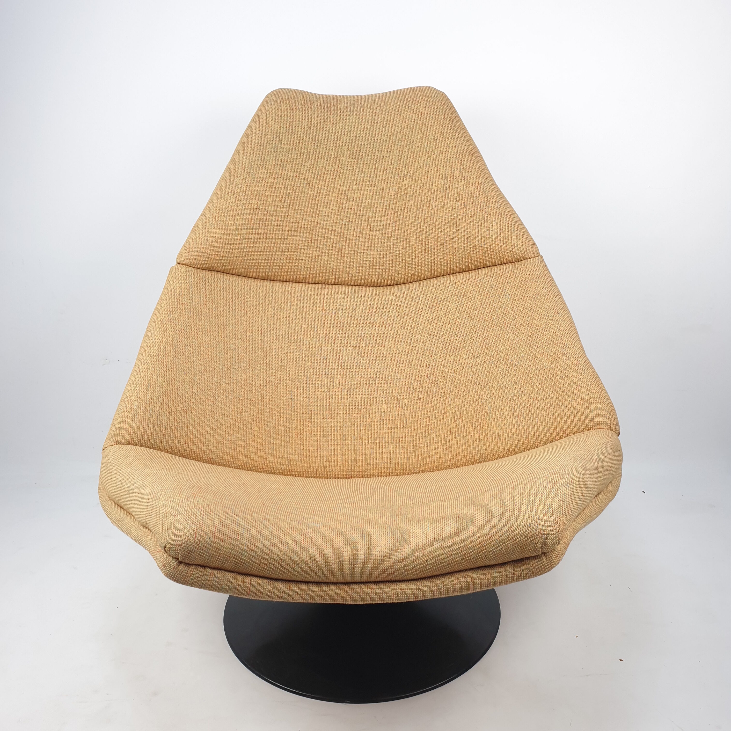Model F510 lounge chair by Geoffrey Harcourt for Artifort, 1960s