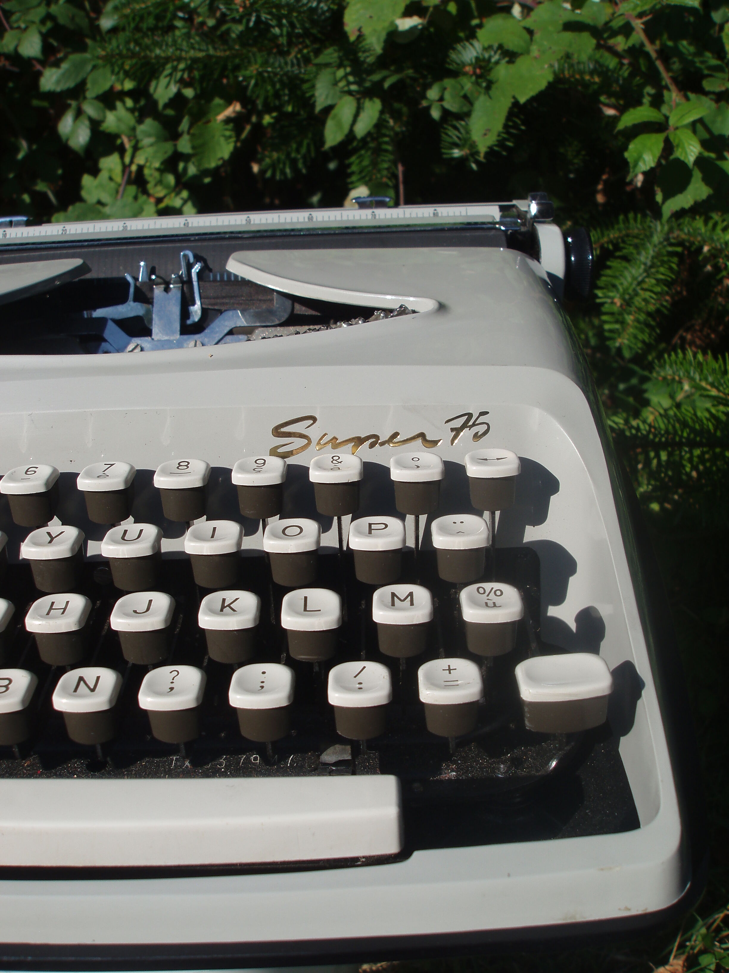 Typewriter polyjo