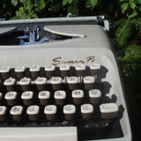 Typewriter polyjo