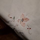 Nappe brodée