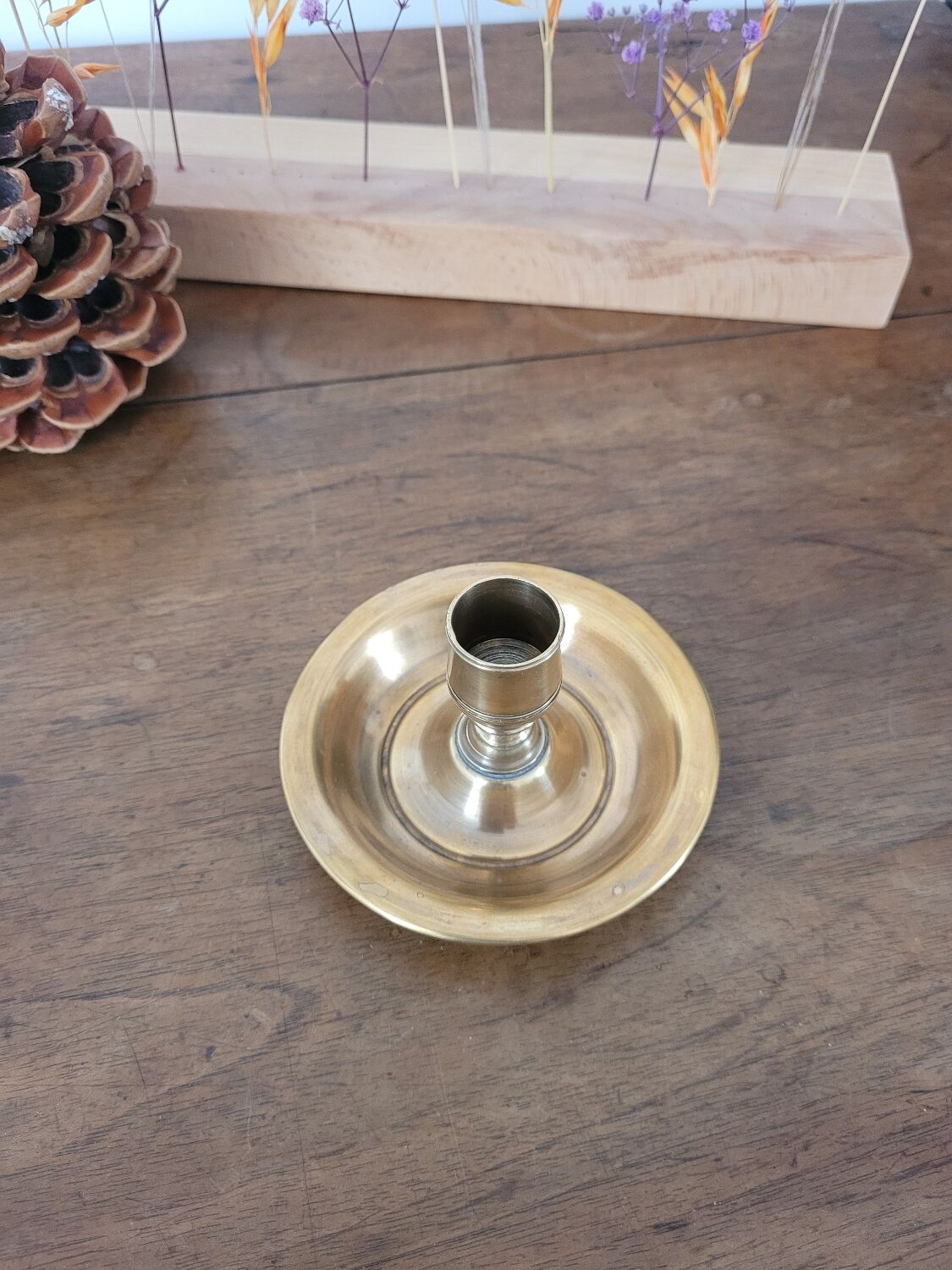 Round brass candlestick