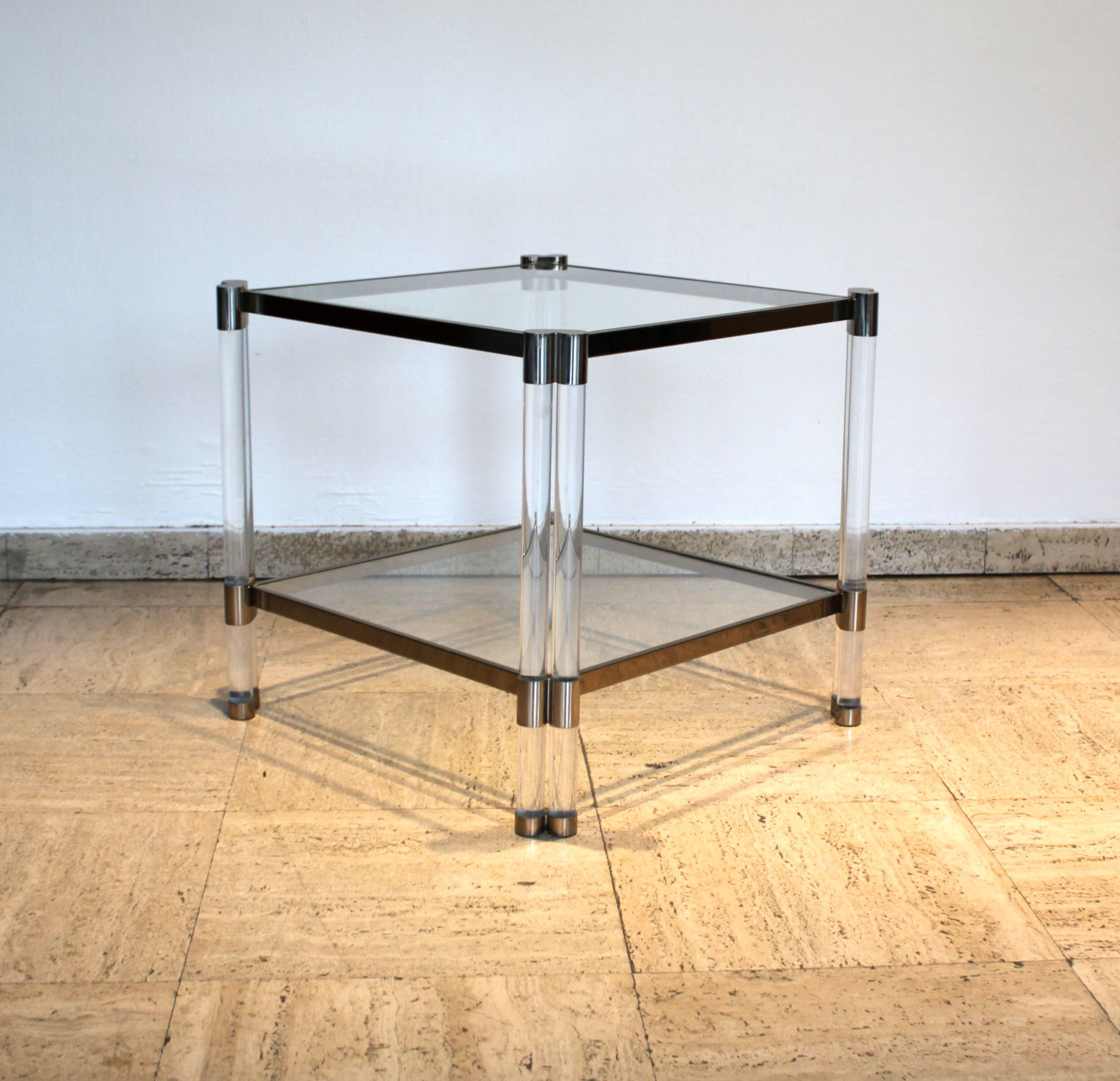 Table d'appoint carré chrome et plexiglass 70's