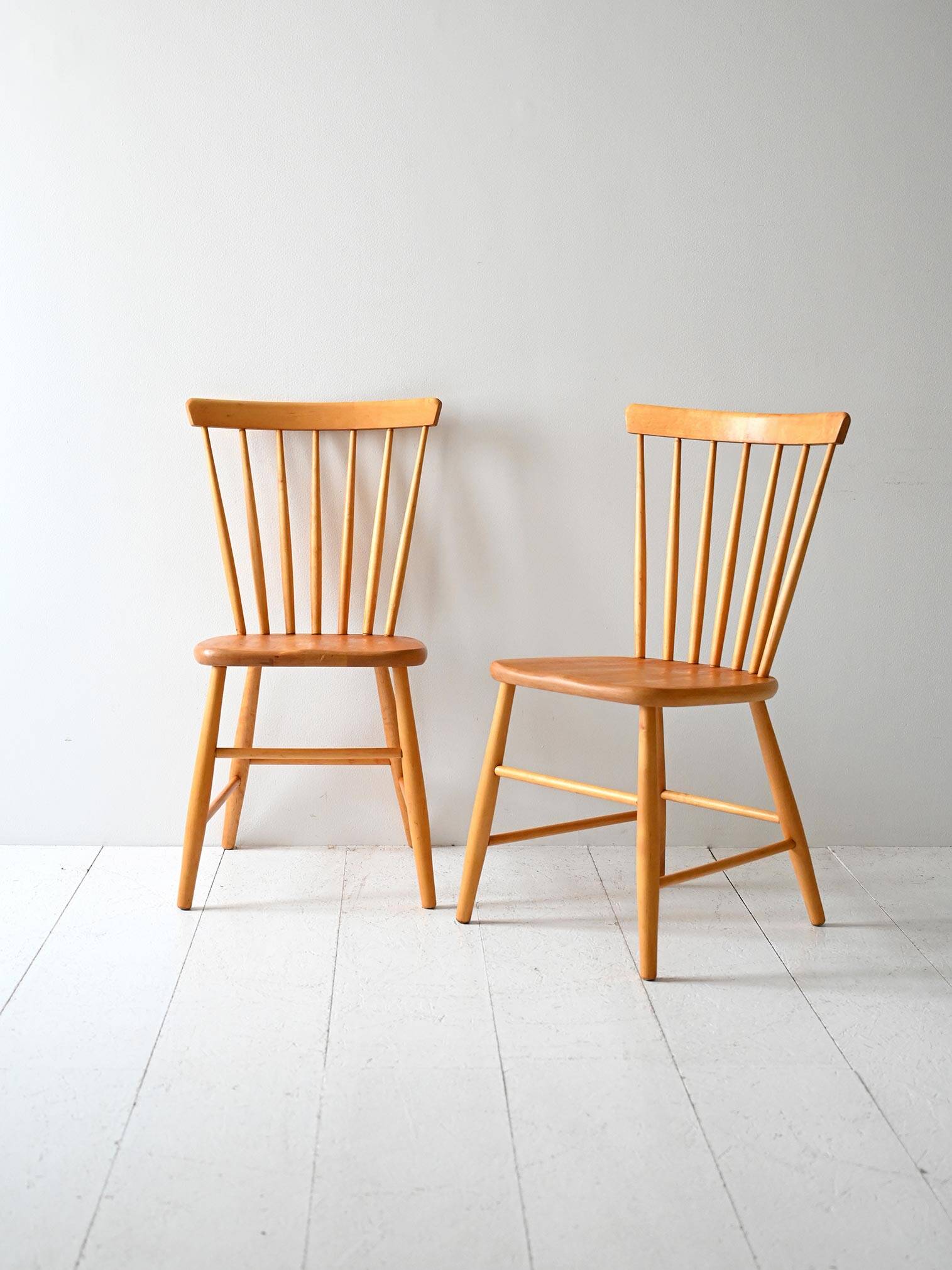Paire de chaises Pinstolar scandinaves du milieu du siècle