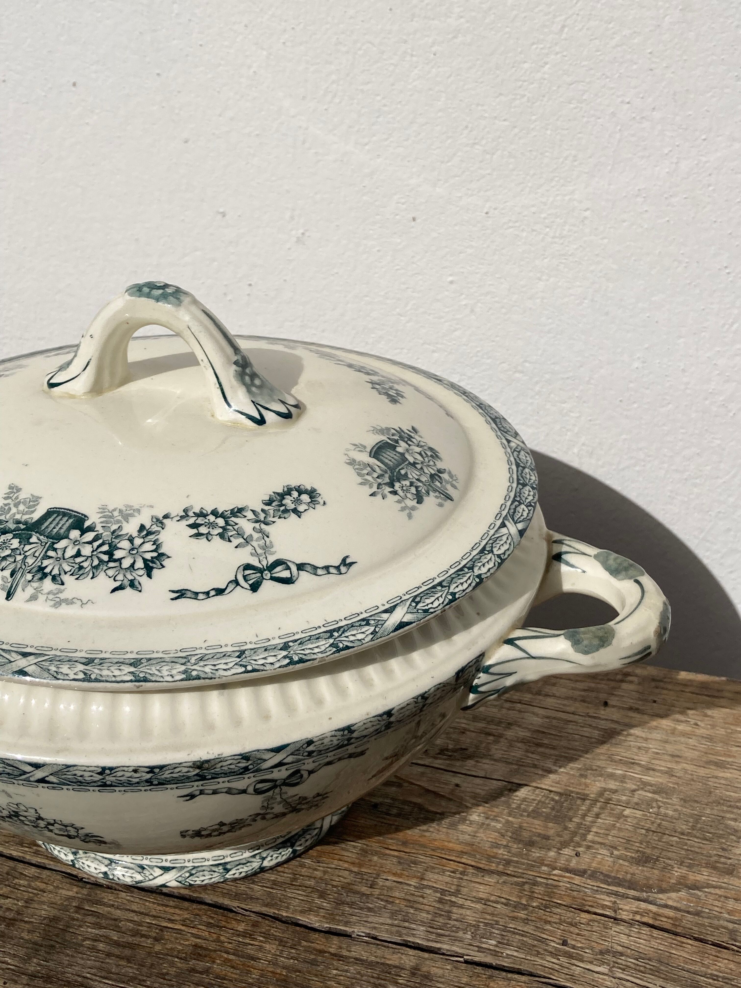 Old iron earth tureen Ninon Salins blue, ceramic and earthenware plate