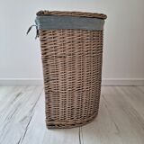 Wicker laundry basket