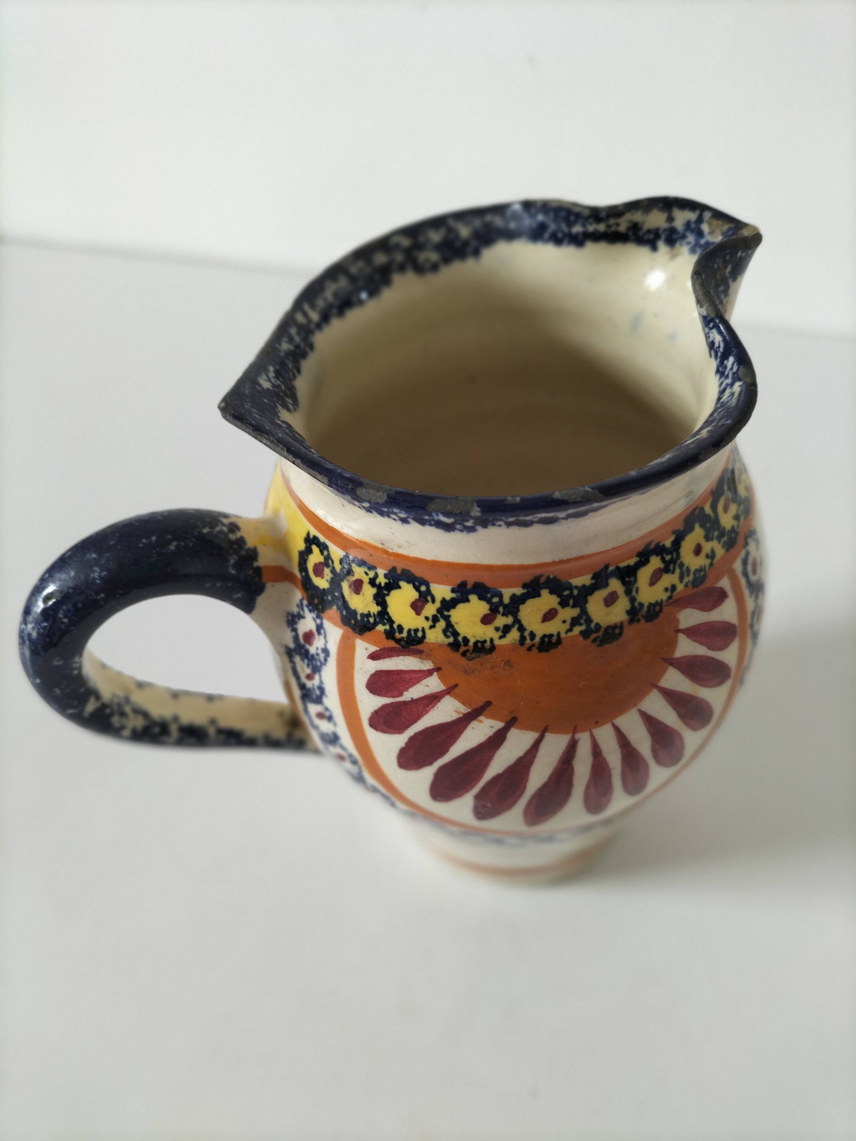 Breton pitcher Henriot Quimper Breton decoration no. 139 circa 1925-1935