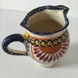 Breton pitcher Henriot Quimper Breton decoration no. 139 circa 1925-1935