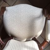 Style armchair