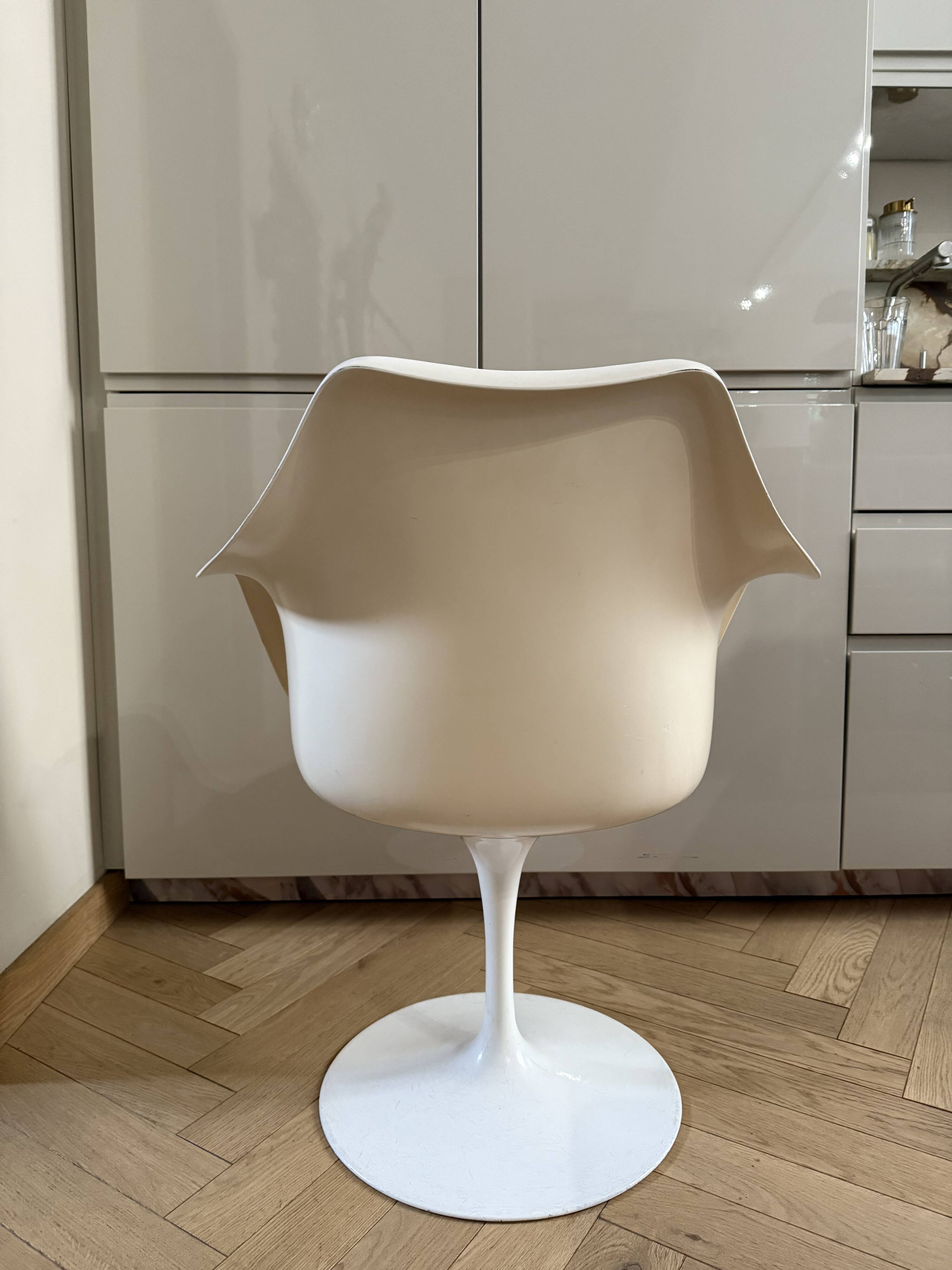 Knoll Tulip Chair
