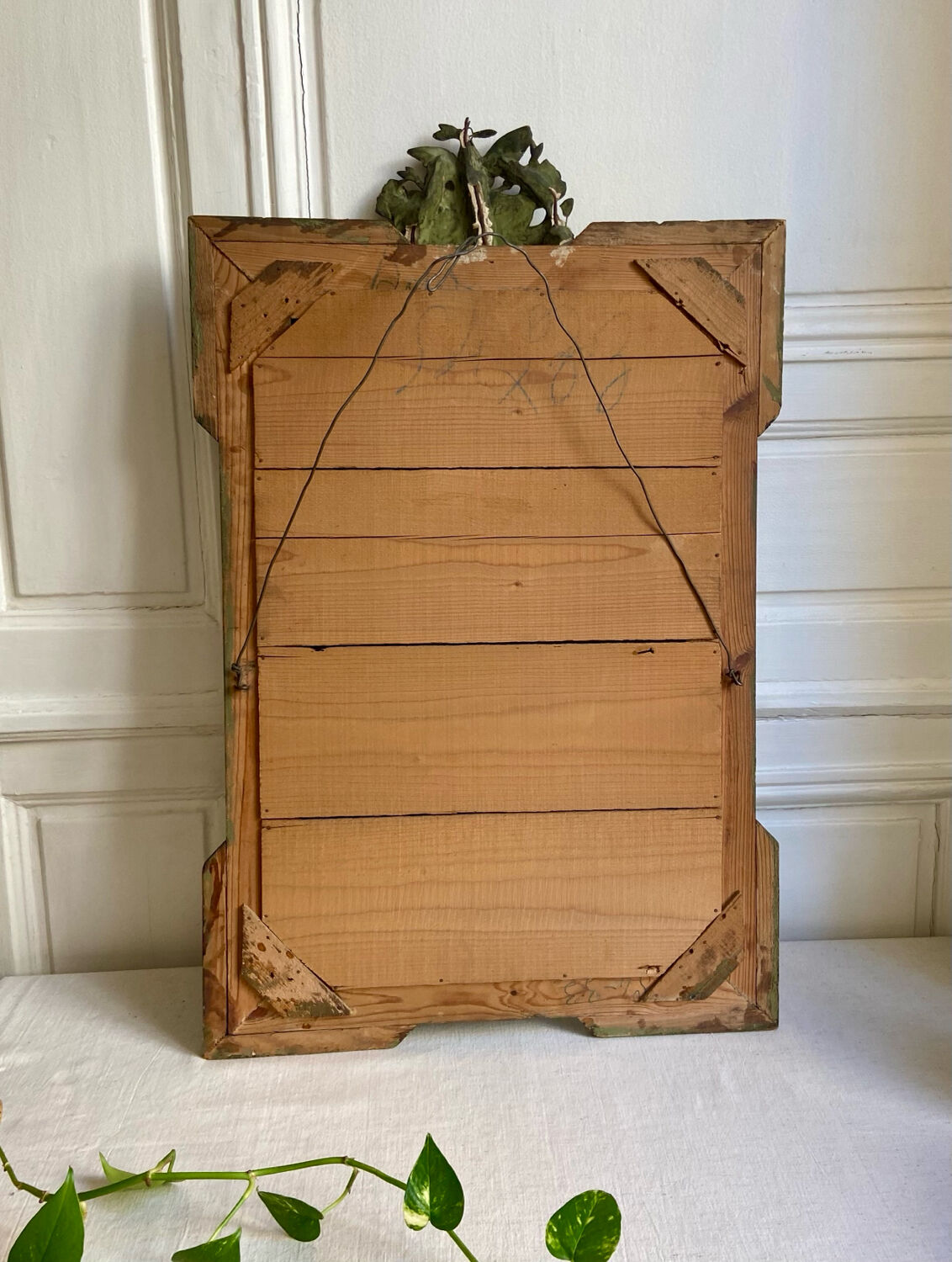 Antique mirror pediment