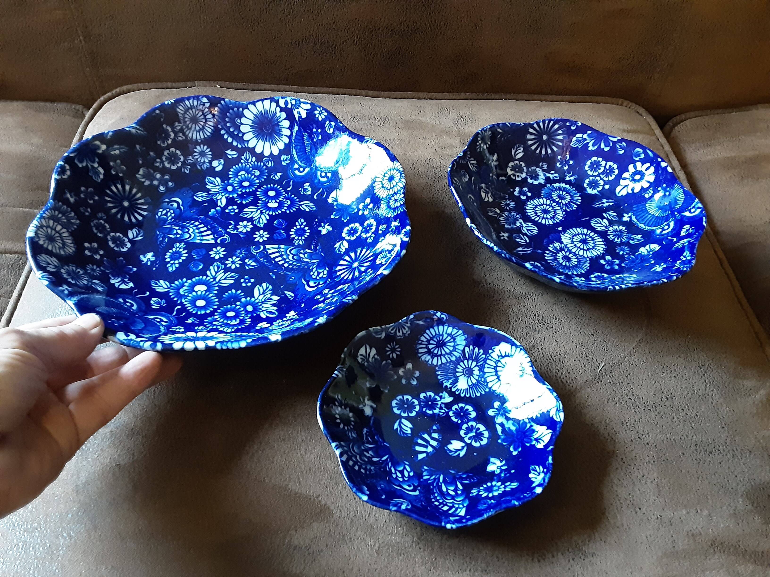 Set of 3 porcelain cups